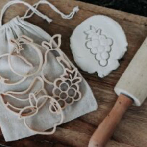 Kinfolk Pantry Mini Fruit Eco Cutter Set